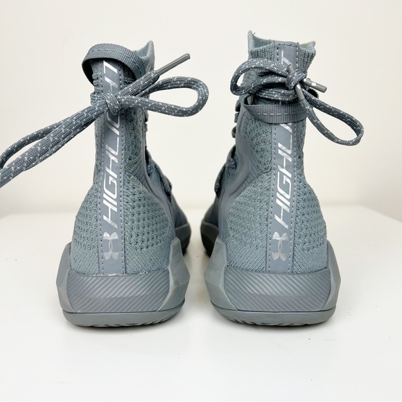 Under Armour Women's Highlight Ace 2.0 Volleyball Shoe Size 6.5 - Picture 5 of 9